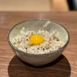 薪鳥新神戸 - 土鍋鶏そぼろご飯 卵