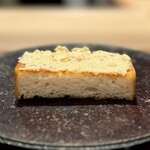 薪鳥新神戸 - 鶏のリエット薪焼きパン