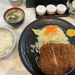 まるやま食堂 - リブロースとんかつ定食