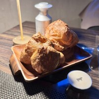 BLT STEAK  ROPPONGI - 自家製ポップオーバー