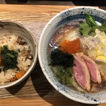 鴨出汁中華蕎麦 麺屋yoshiki - 鴨と貝の冷やし蕎麦（醤油）+鴨の炊き込みご飯