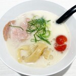 魚べい - 鶏白湯ラーメン 470円