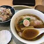 Chuukasoba Fukamidori - 深緑　黒出汁＆もろみポーク炙り焼き丼