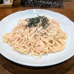 東京カフェレストラン フレスカ - エビとイカとキノコの明太子クリームスパゲッティ