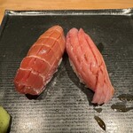 安春計 - 左が120kgの鮪、右が対馬の9kgの鮪（今しか食べられない）食べ比べ。