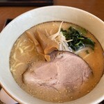 味噌ラーメン はちべえ - 料理写真: