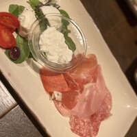 オービカ モッツァレラバー 梅田店 - 