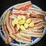 焼肉 済州 - 黒ブタ（800円×2）もエイジング効いてます