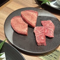焼肉ホルモン 稲田 - 