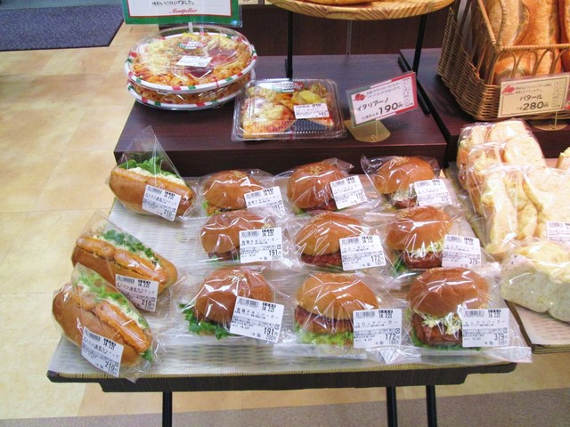 モンペリエ 古川福浦店（Montpellier） - 古川（パン）の写真