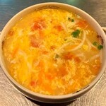 グリル蛙 - 野菜スープ