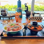 おーしゃん食堂 - 外のオーシャンビューを眺めながら