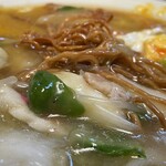大元 - ちんたら食べてたけど最後まで麺がパリパリしていて美味しかった