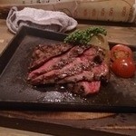 ニクバルダカラ - 和牛イチボのステーキ