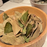 ルカンケ - 小石と葉、パリパリ葉っぱのビスケット