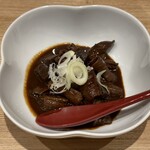 Takunomi Izakaya Gussanchi - どて煮、500円