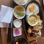 伊勢虎珈琲 - 日替わりランチ1300円