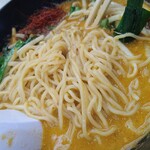京鼎樓小館 - 麺のアップ