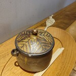 MYRTEN - 砂糖壺のスプーンにもウサギが