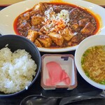 Oomiyakokusaikantorikuraburesutoran - 四川麻婆豆腐