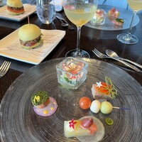 DINING & BAR TABLE 9 TOKYO - 