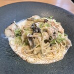 Umeda Wharf - 牡蠣のクリームパスタ