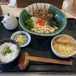 本格手打うどん 大河 - 