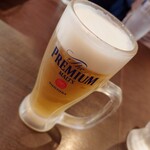 精肉卸問屋直営焼肉店 牛次郎 - 生中（サントリープレミアムモルツ）