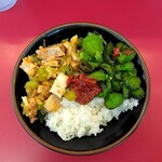 横浜ラーメン 相馬家 - 無料ライス＋サビチャー＋胡瓜古漬け