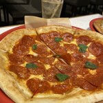 WOLFGANG PUCK PIZZA - 今回のニューヨークペパロニ♪