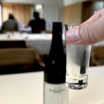 ウシマル - 調子こいて飲んでたら、オーナーが継ぎ足してくれます。