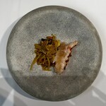 ウシマル - 九十九里産イセエビとパスタ。 千葉のイセエビの漁獲高は今や日本有数。 できれば、「チバエビ」と読んでほしい。