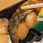 社 - 焼魚(サバ)