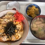 丸勝食堂 - カツ丼¥850