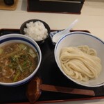 Teshigoto Sanuki Udon Sansan - 肉つけ麺、ぶっこみメシ
