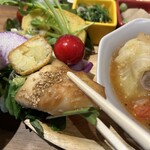 Hatake To Kicchin Kafe - お魚料理は白身魚の醤油焼き