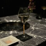 Ushigoku - シャンパン