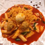 韓うどん - スペシャルトッポキ