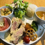 チャム アパートメント - 