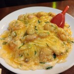 中国料理 孫悟空 - 海老玉子丼