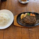 NICK 1 - ハンバーグランチ（黒毛和牛１５０ｇ）　１１００円