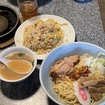 Abura Tei - あぶら〜麺+半チャーハン　1100円
