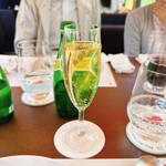 西武 旅するレストラン 52席の至福 - 