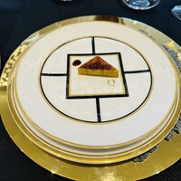 クイントカント - フォアグラのカタラーナ〜エスプレッソソース・塩シャンティ〜