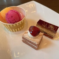 リュクス ダイニング ハプナ - 