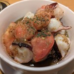 Tsukiji Bia Wain Shokudou Inoue Shouten - タコとトマトのガーリック炒め