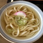 Kawagoeya - かけうどん550円　ネギがシャキシャキで新鮮