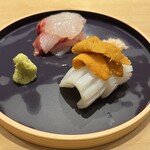 Sushi Ichijirou - お造りはハリイカ、雲丹、桜鯛。