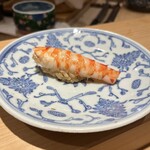 Sushi Ichijirou - 山椒は小粒でピリリと辛い。小柄ですが旨みがギュッと詰まった車海老ちゃん♥️