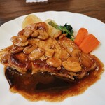 西洋料理 たじま - ロースのステーキ ガーリックソース